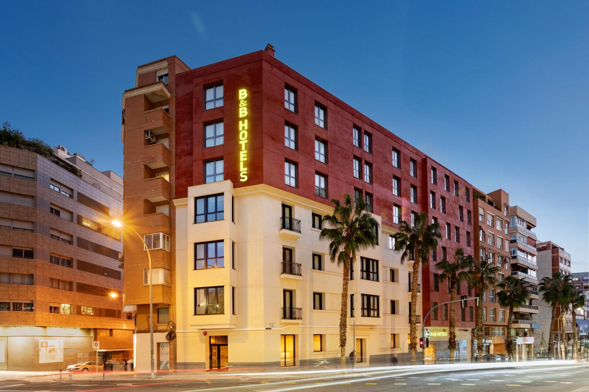 B&B Hotel Alicante Centro Eksteriør bilde
