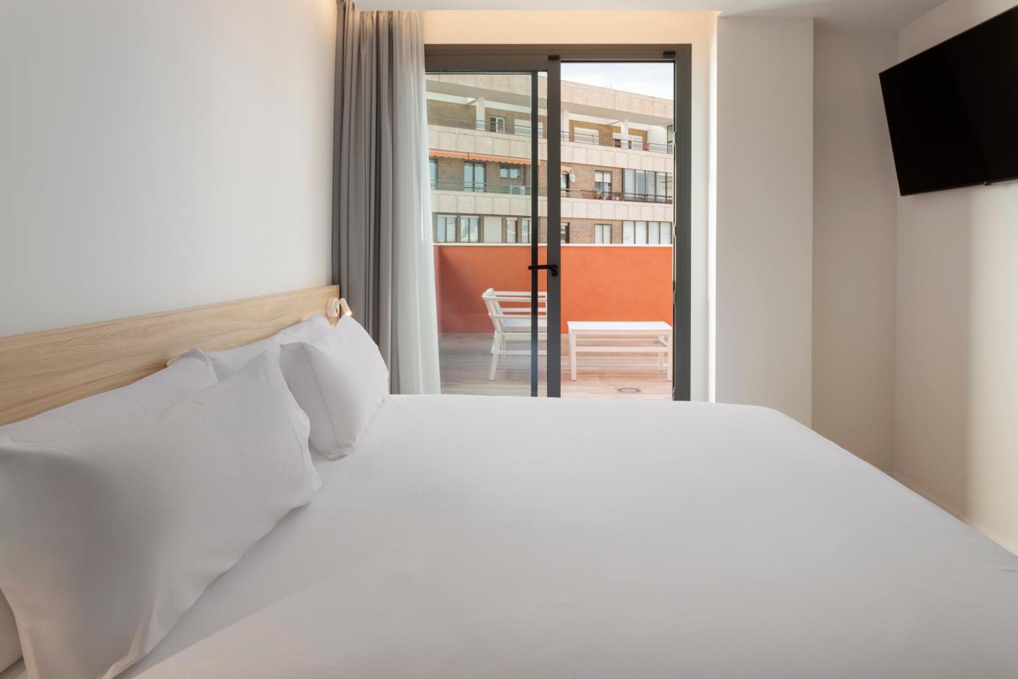 B&B Hotel Alicante Centro Eksteriør bilde