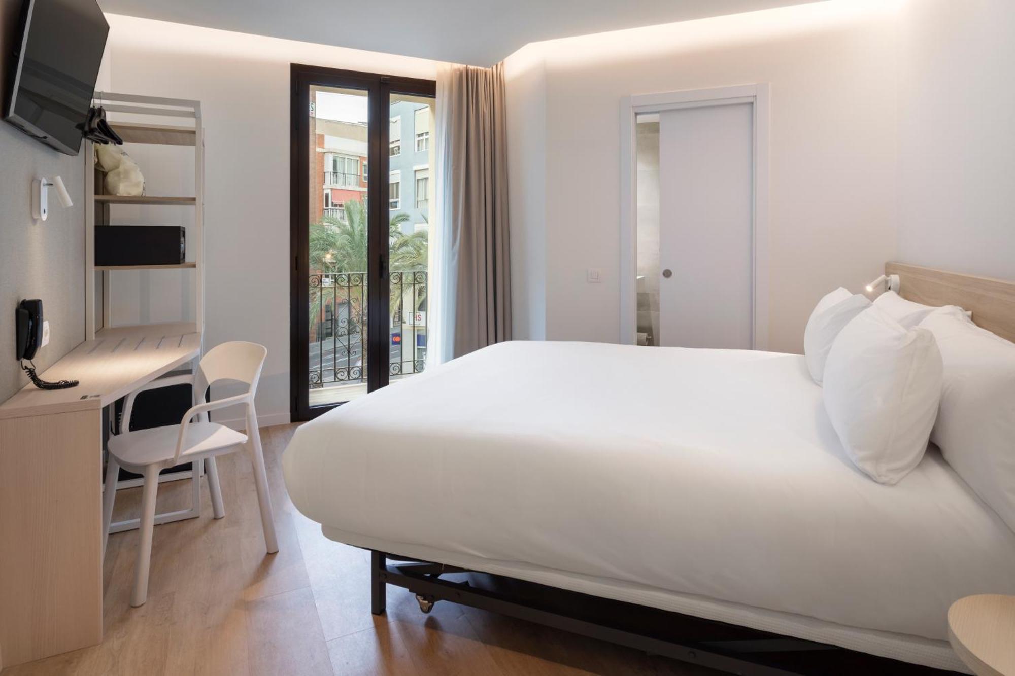 B&B Hotel Alicante Centro Eksteriør bilde