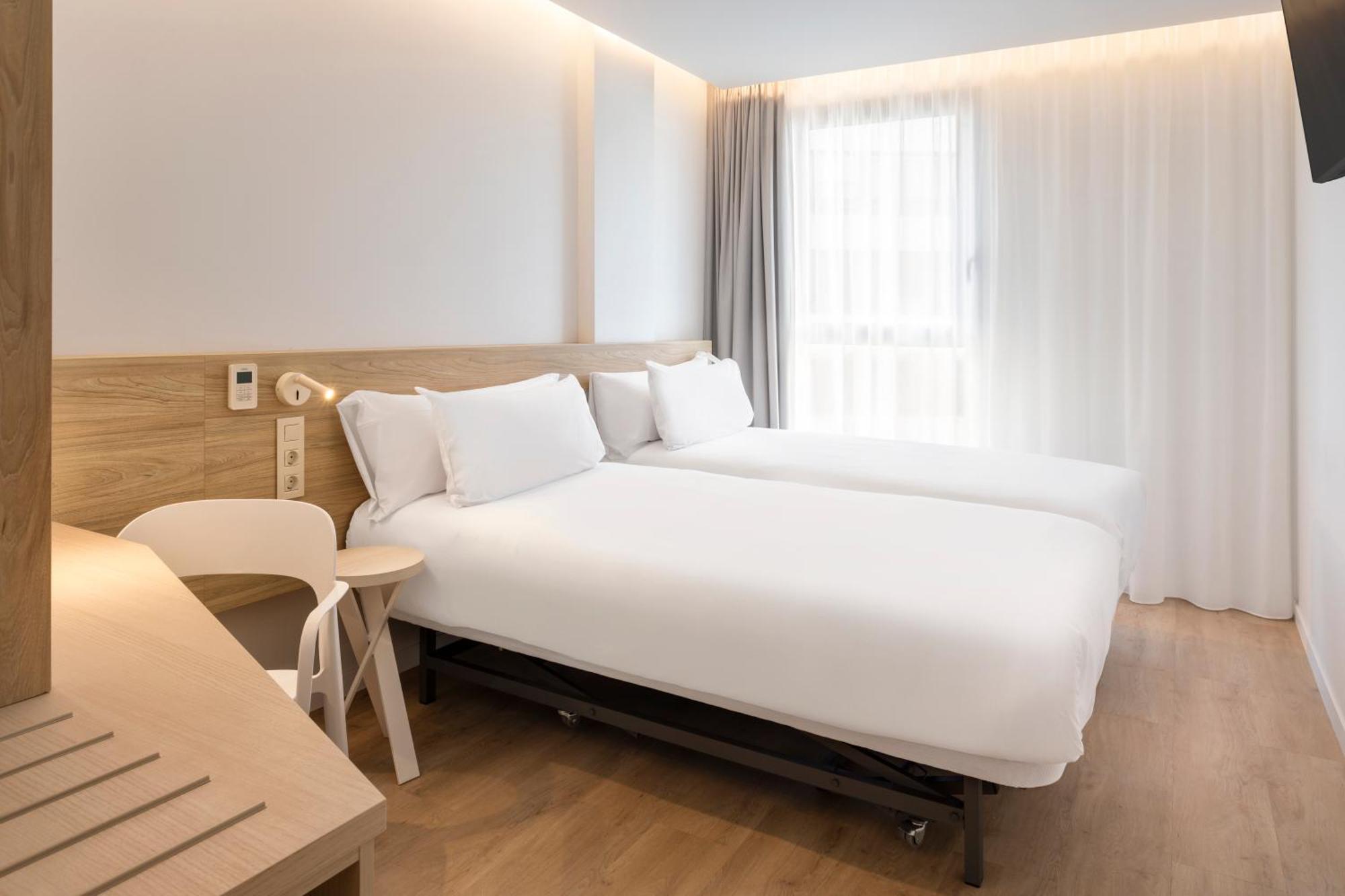 B&B Hotel Alicante Centro Eksteriør bilde
